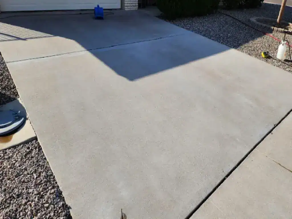Phoenix concrete driveway after rust-stain treatment by Clean Surface